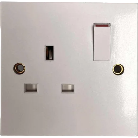 Square Edged Single Switched Socket White 10855