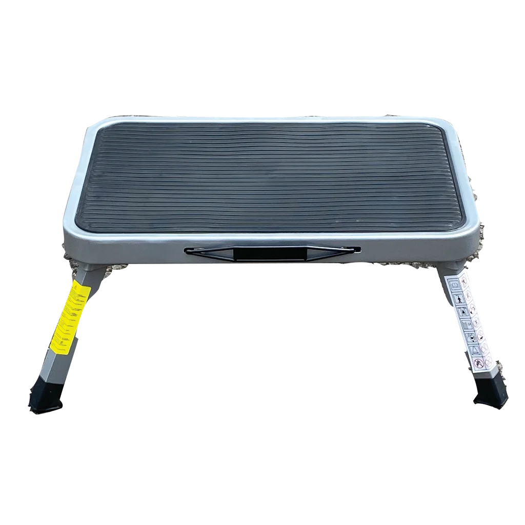 Quest Folding Metal Step