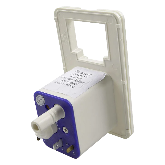 Whale Watermaster Easi-Slide Socket with Pressure Switch Bulk